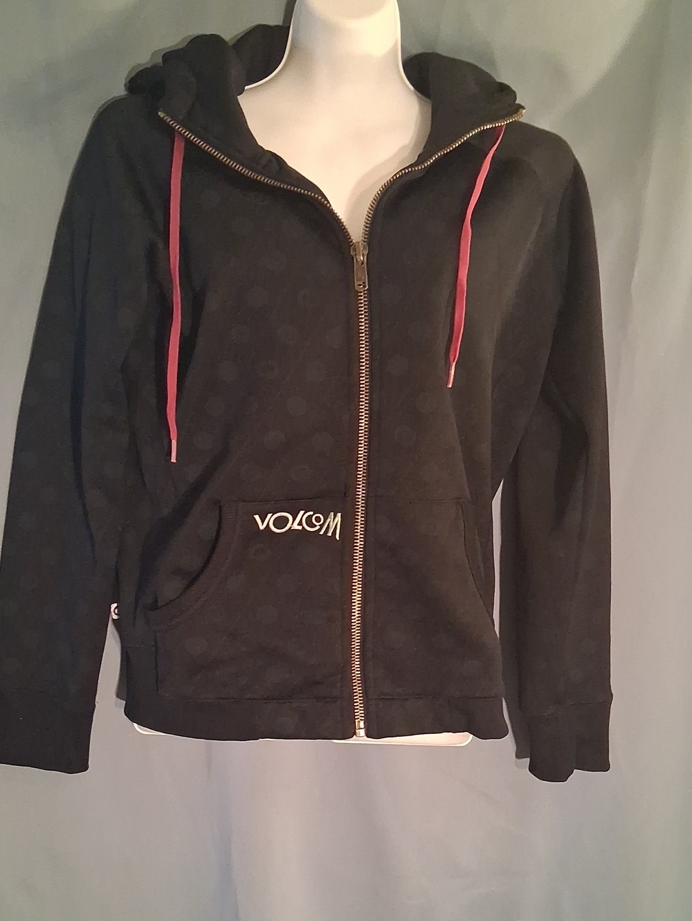 Women Jacket Identification - Picture 1 of 3